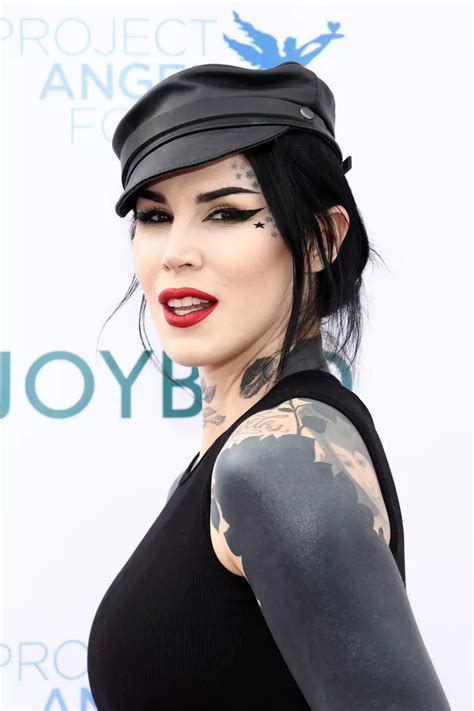 Kat Von D reveals shocking amount of time shes spent blacking。